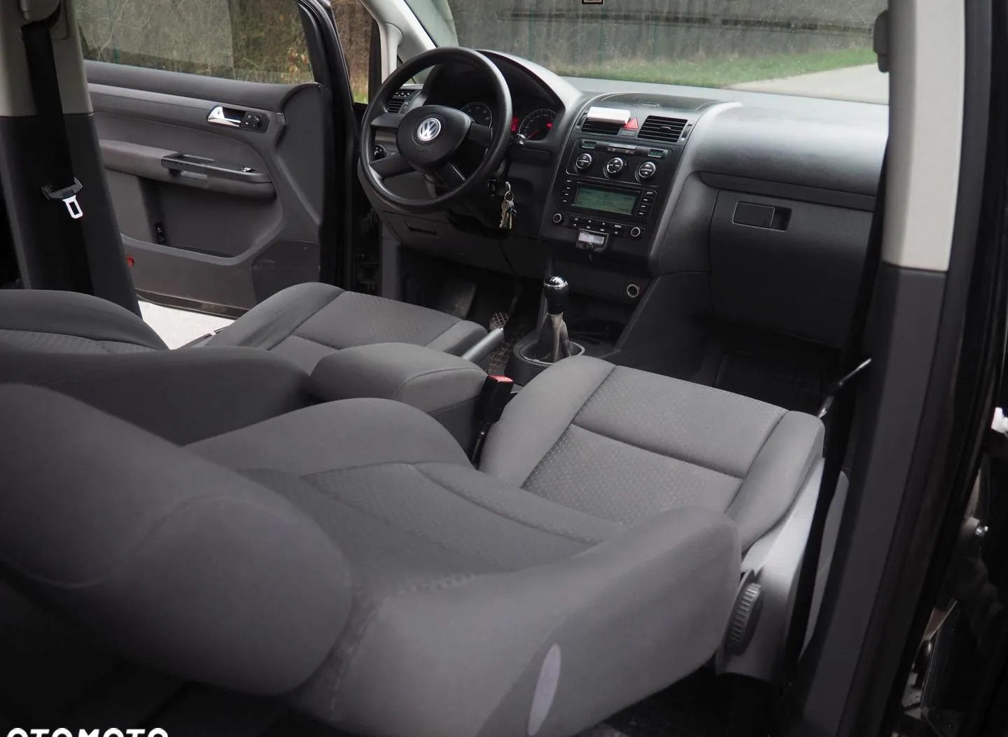 Volkswagen Touran cena 11900 przebieg: 228240, rok produkcji 2003 z Rzepin małe 704